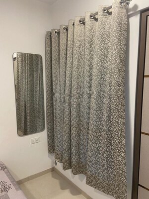 Bedroom in 2 BHK Apartment at Kalpataru Immensa, Kolshet Road – for Rent