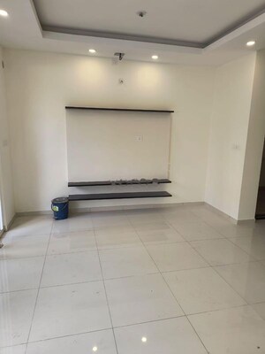 Room in 2 BHK Apartment at Godrej 24 Sarjapur, Sarjapur Road – for Rent