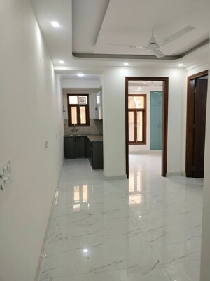 1 BHK Builder Floor For Rent in Saket