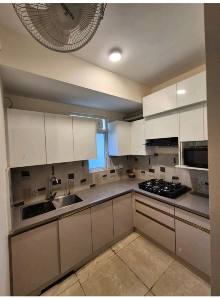 Kitchen, signature-global-park 2.5 Bedroom 1120 Sq.Ft. Builder Floor In Sohna Sector 36 Gurgaon 10297332