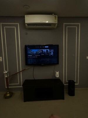 Furnished Amenities in 3.5 BHK Apartment at Ansal Celebrity Meadows, Sushant Golf City – for Rent