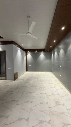 Office Space For Rent in Lajpat Nagar
