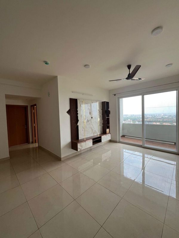 3 BHK Apartment For Rent in V2 Prestige