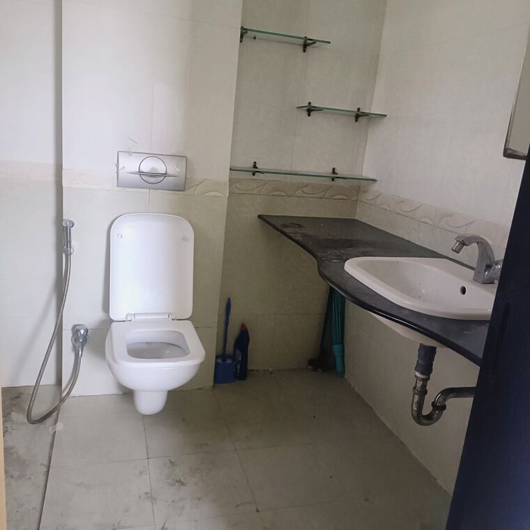 Bathroom, magarpatta-city-roystonea 2 Bedroom 1200 Sq.Ft. Apartment In Hadapsar Pune 10297363