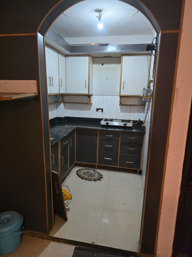 Kitchen, sewak park 3 Bedroom 900 Sq.Ft. Builder Floor In Sewak Park Delhi 10297405