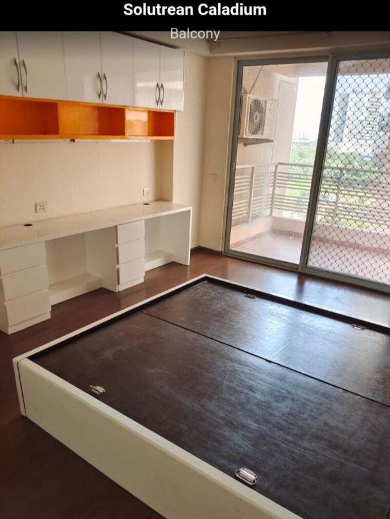 Room, solutrean-caladium 3 Bedroom 2415 Sq.Ft. Apartment In Sector 109 Gurgaon 10297420