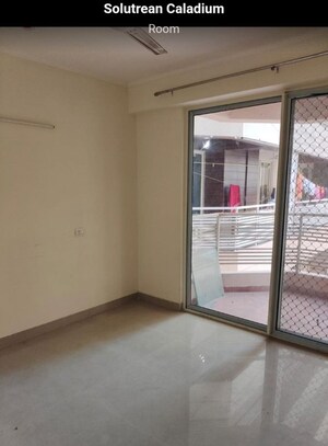 Room in 3 BHK Apartment at Solutrean Caladium, Sector 109 – for Sale