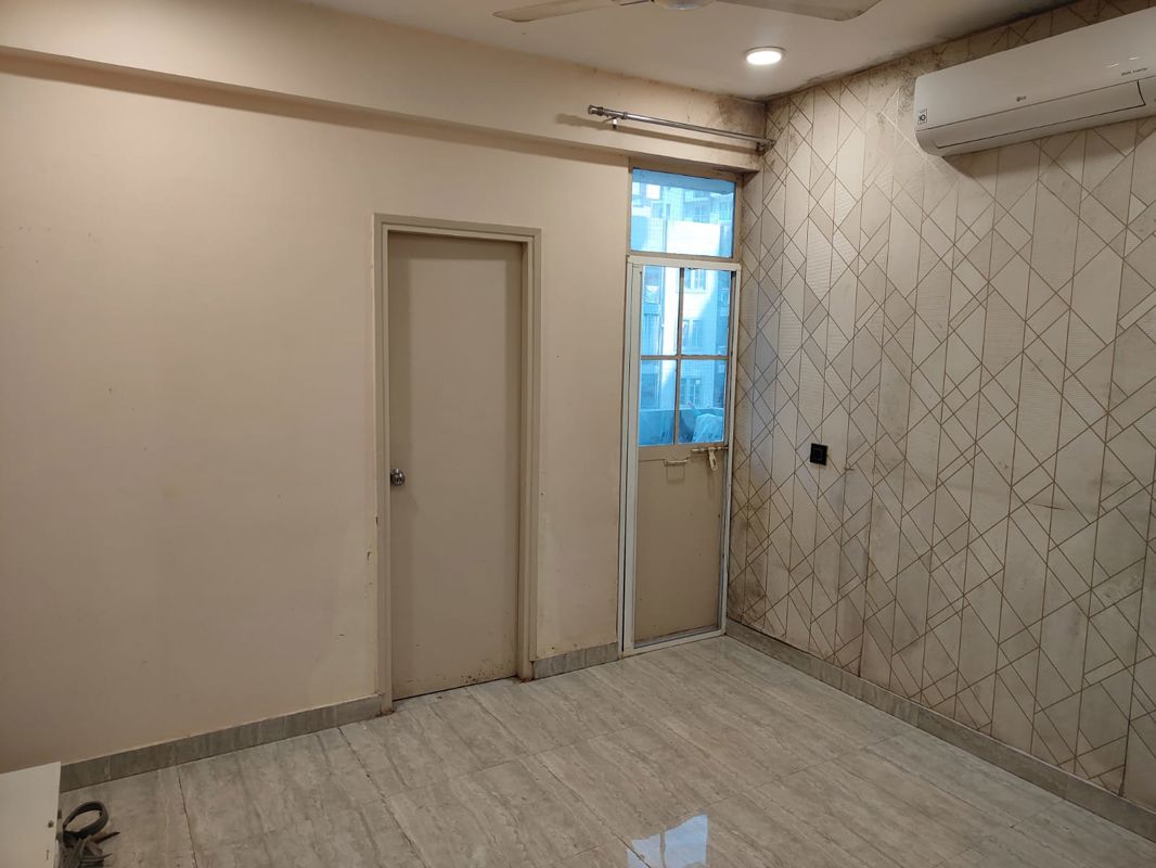 2 BHK Apartment For Rent in Signature Global Solera 2