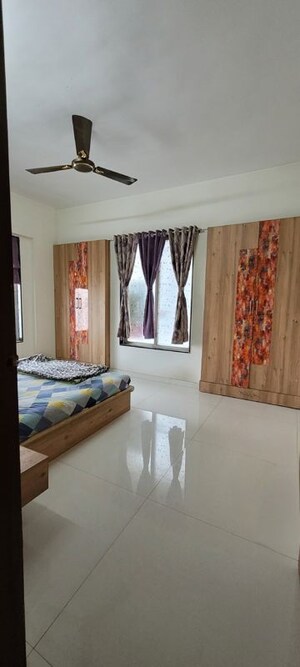 Bedroom in 3 BHK Apartment at Pawar Enclave, Hadapsar – for Rent