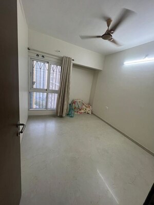 Room in 3 BHK Apartment at Dosti West County, Balkum Pada – for Rent