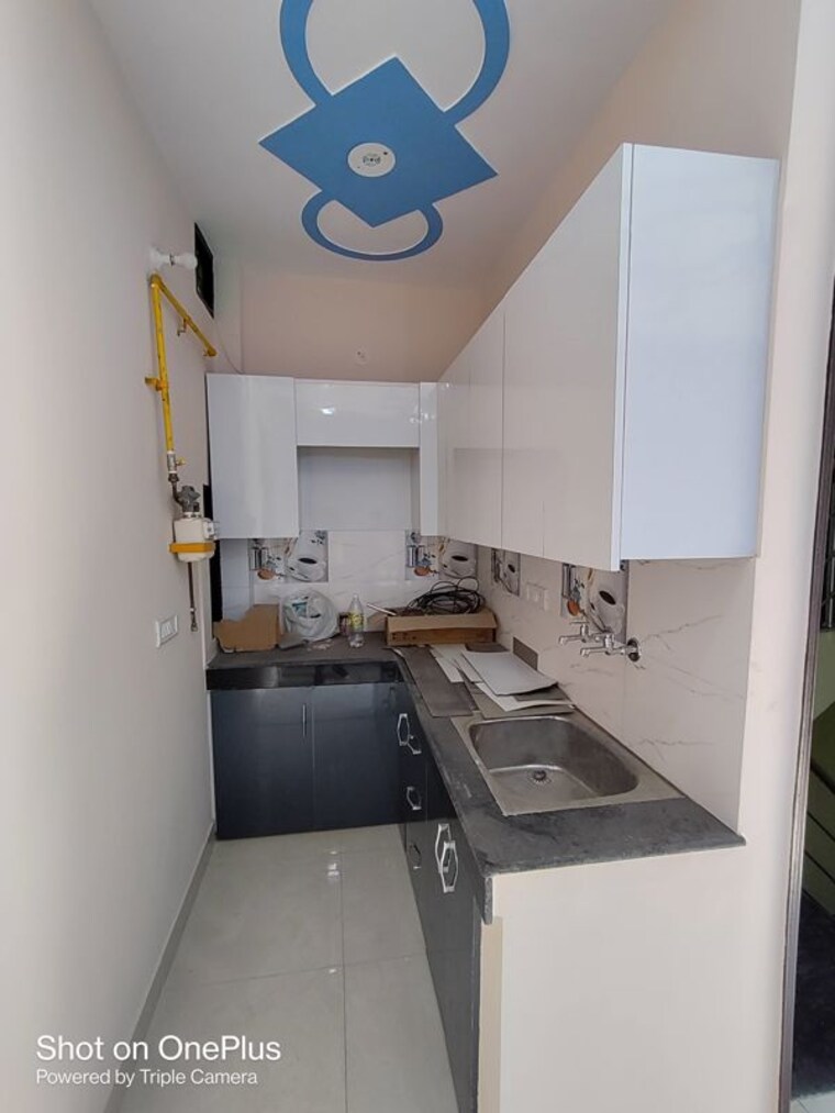 Kitchen, dwarka mor 1 Bedroom 50 Sq.Yd. Builder Floor In Dwarka Mor Delhi 10297534
