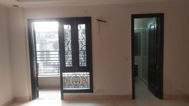 Room, greater kailash i 4 Bedroom 2300 Sq.Ft. Builder Floor In Greater Kailash I Delhi 10297569