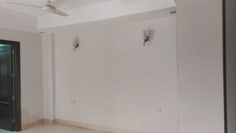Room, greater kailash i 4 Bedroom 2300 Sq.Ft. Builder Floor In Greater Kailash I Delhi 10297569
