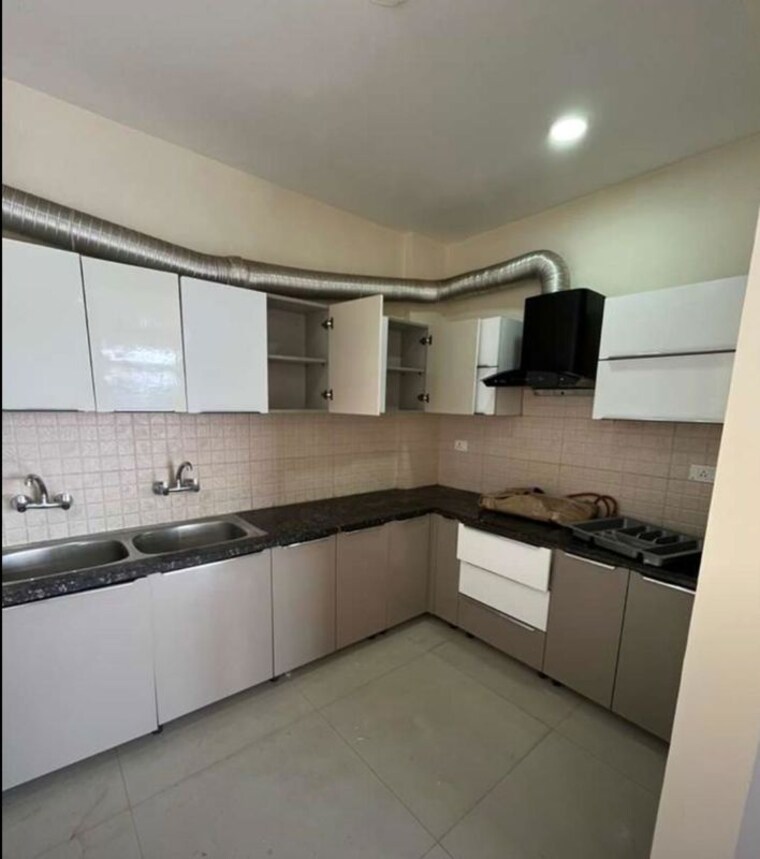 Kitchen, la-prisma 3 Bedroom 1500 Sq.Ft. Apartment In Dhakoli Zirakpur 10297566