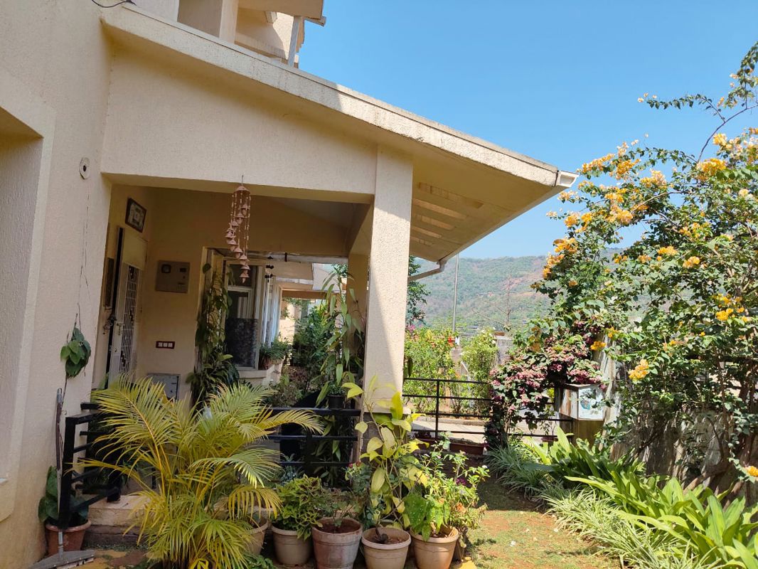 3 BHK + Servant Room Villa For Sale in Ashiana Utsav Apartments