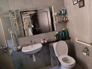 Bathroom in 3 BHK Villa at Ashiana Utsav Apartments, Lavasa – for Sale