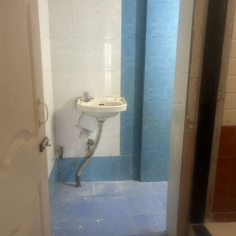 Bathroom, pooja-park-chs-mira-road 2 Bedroom 650 Sq.Ft. Apartment In Hatkesh Udhog Nagar Thane 10297633