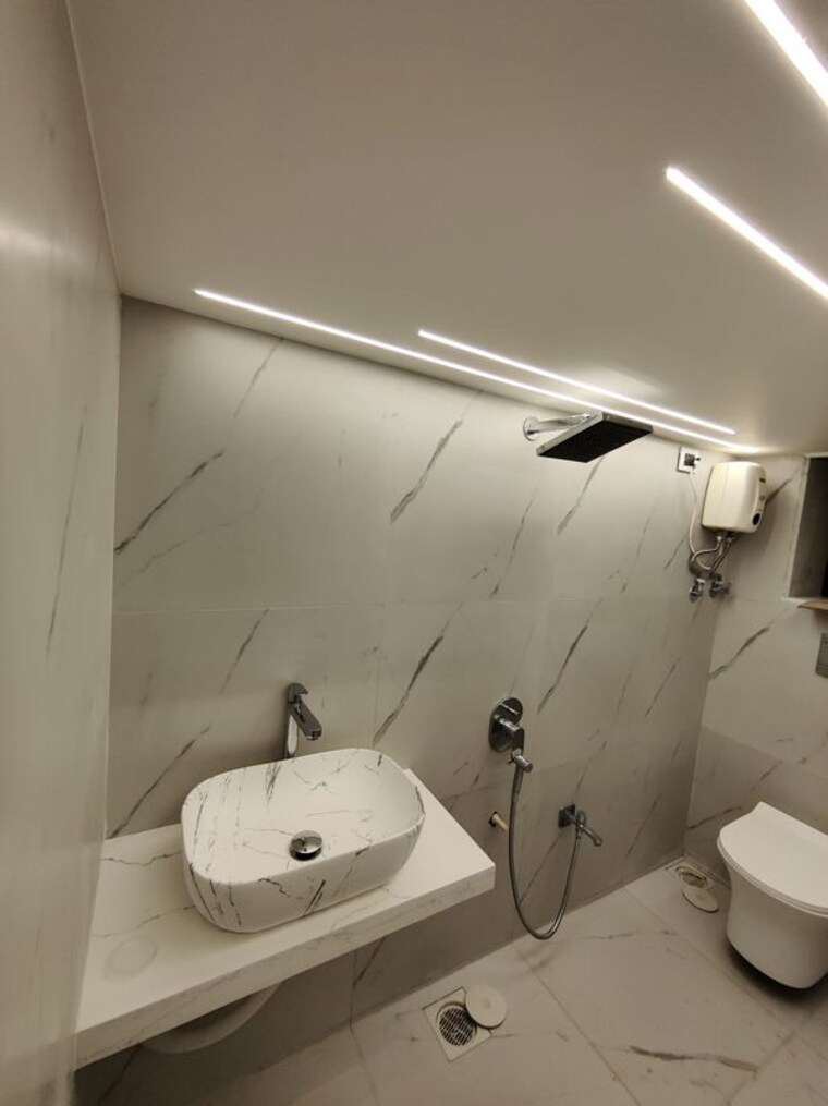 Bathroom, dwarka-apartment-vile-parle-east 1 RK 280 Sq.Ft. Apartment In Vile Parle East Mumbai 10297630