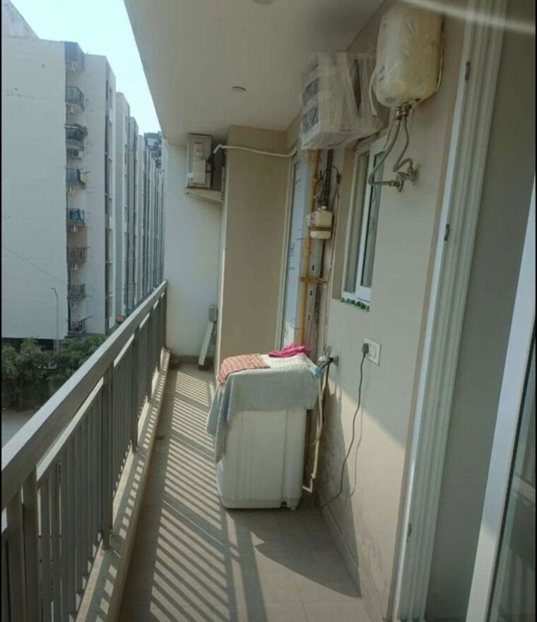 Balcony, maxxus-elanza 3 Bedroom 1700 Sq.Ft. Apartment In International Airport Road Zirakpur 10297641