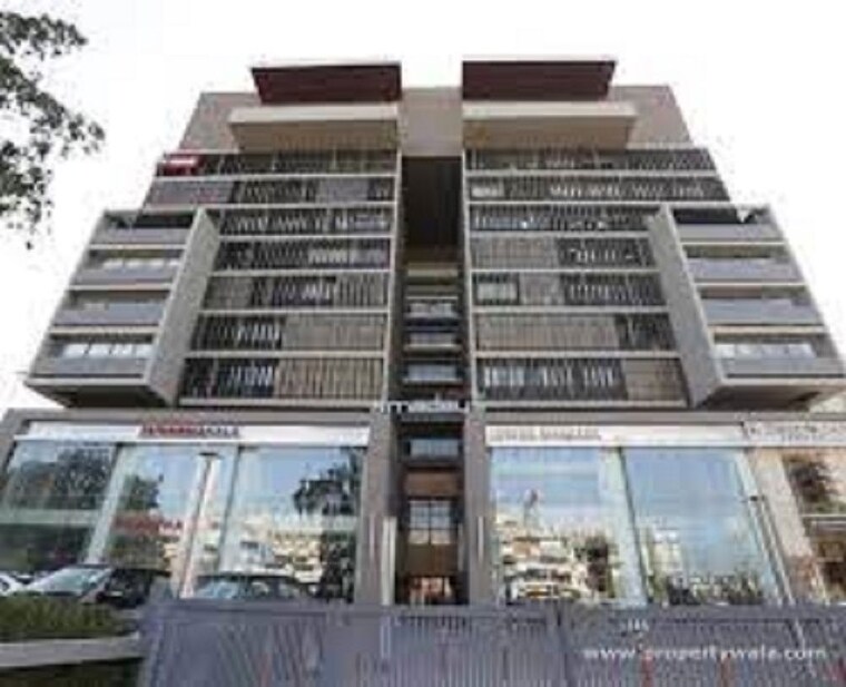 Exterior View, satellite Commercial Office Space 2500 Sq.Ft. In Satellite Ahmedabad 10297697