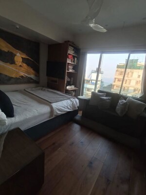 Parking in 3 BHK Apartment at Lodha Seamont, Malabar Hill – for Sale