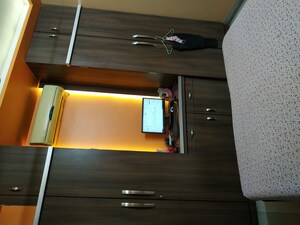 Room in 3 BHK Apartment at Ganeshwadi – for Sale