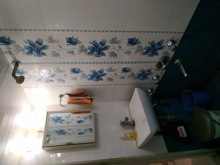 Bathroom, ganeshwadi 3 Bedroom 900 Sq.Ft. Apartment In Ganeshwadi Thane 10291195