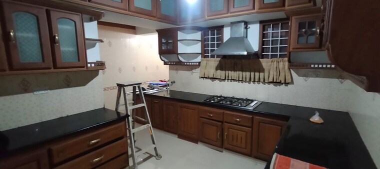 Kitchen, thrissur road 3 Bedroom 1350 Sq.Ft. Apartment In Thrissur Road Thrissur 10297771