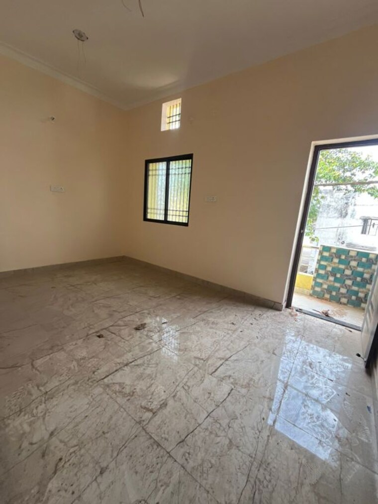 Room, santoshi nagar 3 Bedroom 1500 Sq.Ft. Independent House In Santoshi Nagar Raipur 10297787