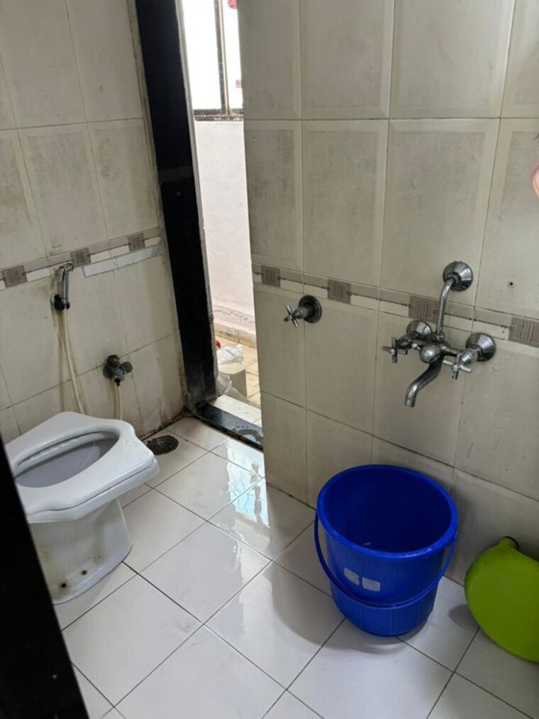 Bathroom, dheeraj-solitaire-malad 1 Bedroom 485 Sq.Ft. Apartment In Malad West Mumbai 10297829