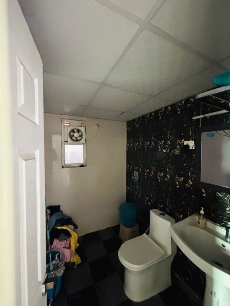 Bathroom, migsun-twinz 3 Bedroom 1250 Sq.Ft. Apartment In Eta Ii Greater Noida Greater Noida 10297805