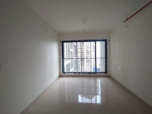 Room in 2 BHK Apartment at Dosti Eastern Bay Phase 2, Wadala – for Sale