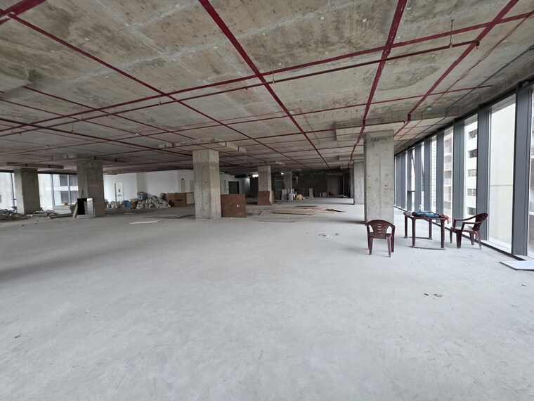  Parking, madhapur Commercial Office Space 8000 Sq.Ft. In Madhapur Hyderabad 10297837