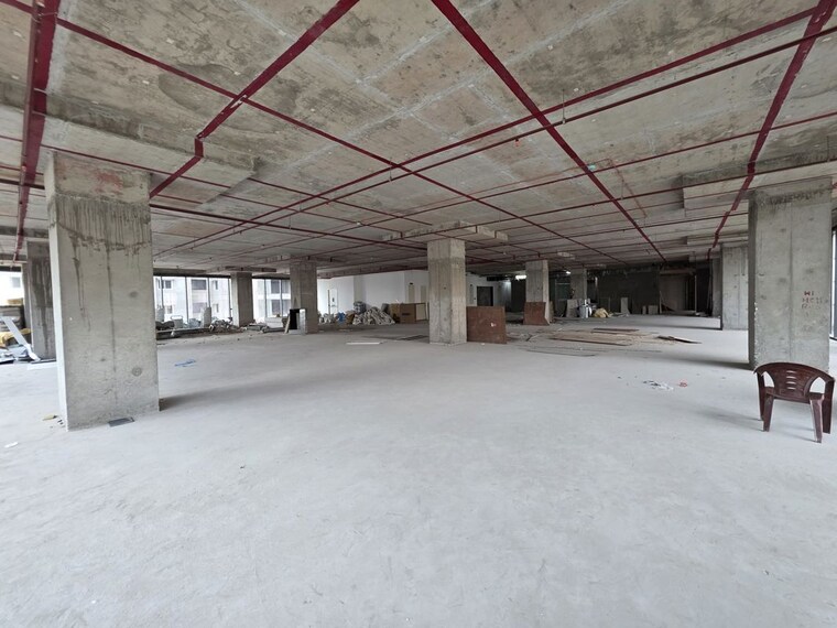 Parking, madhapur Commercial Office Space 8000 Sq.Ft. In Madhapur Hyderabad 10297837