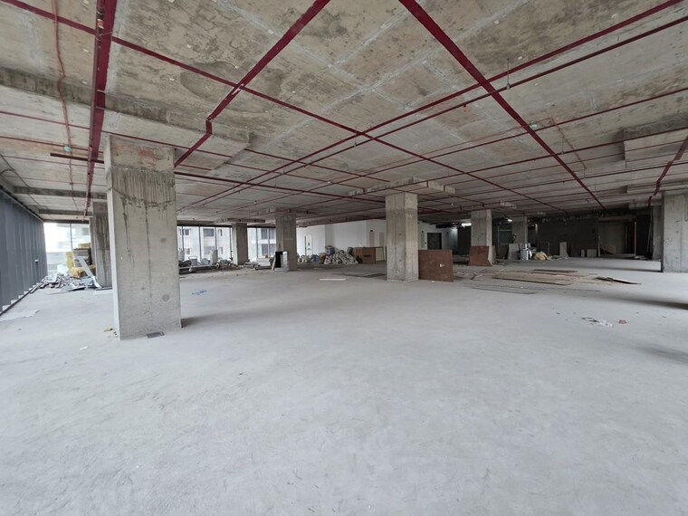  Parking, madhapur Commercial Office Space 8000 Sq.Ft. In Madhapur Hyderabad 10297837