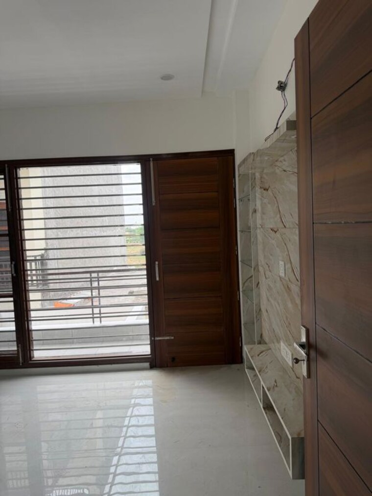 Room, unitech-deerwood-chase 4 Bedroom 360 Sq.Yd. Villa In Nirvana Country Gurgaon 10297907