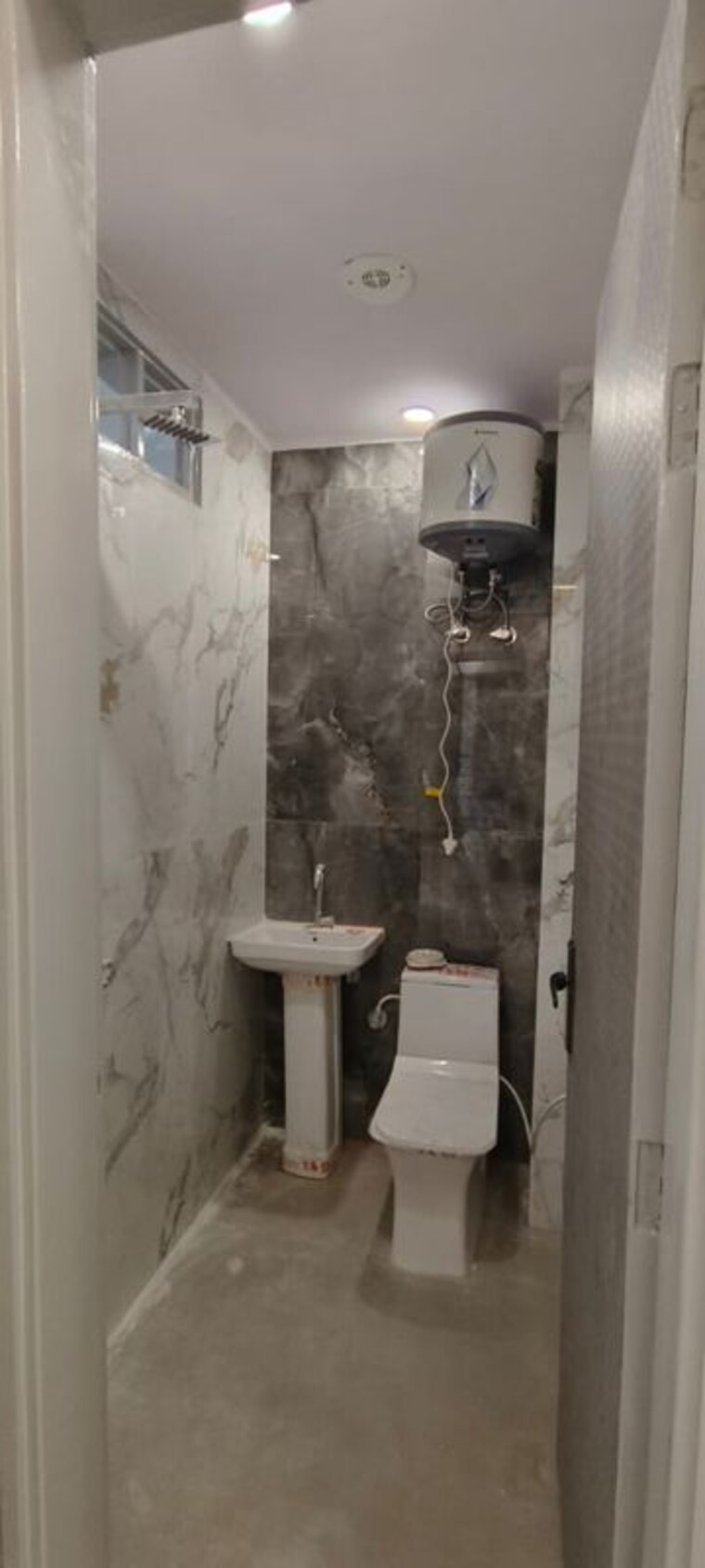 Attached Bathroom, nawada 1 Bedroom 45 Sq.Yd. Builder Floor In Nawada Delhi 10297910