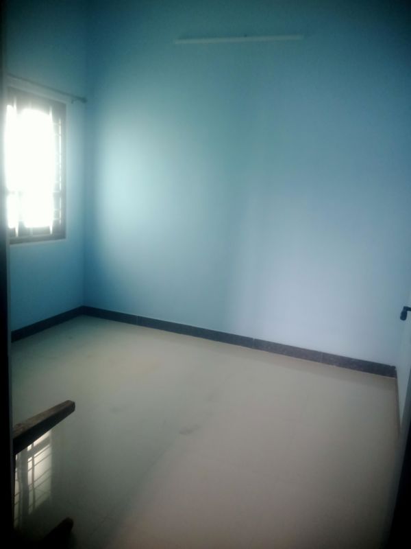 1 BHK + Extra Room Apartment For Rent in Sealdah