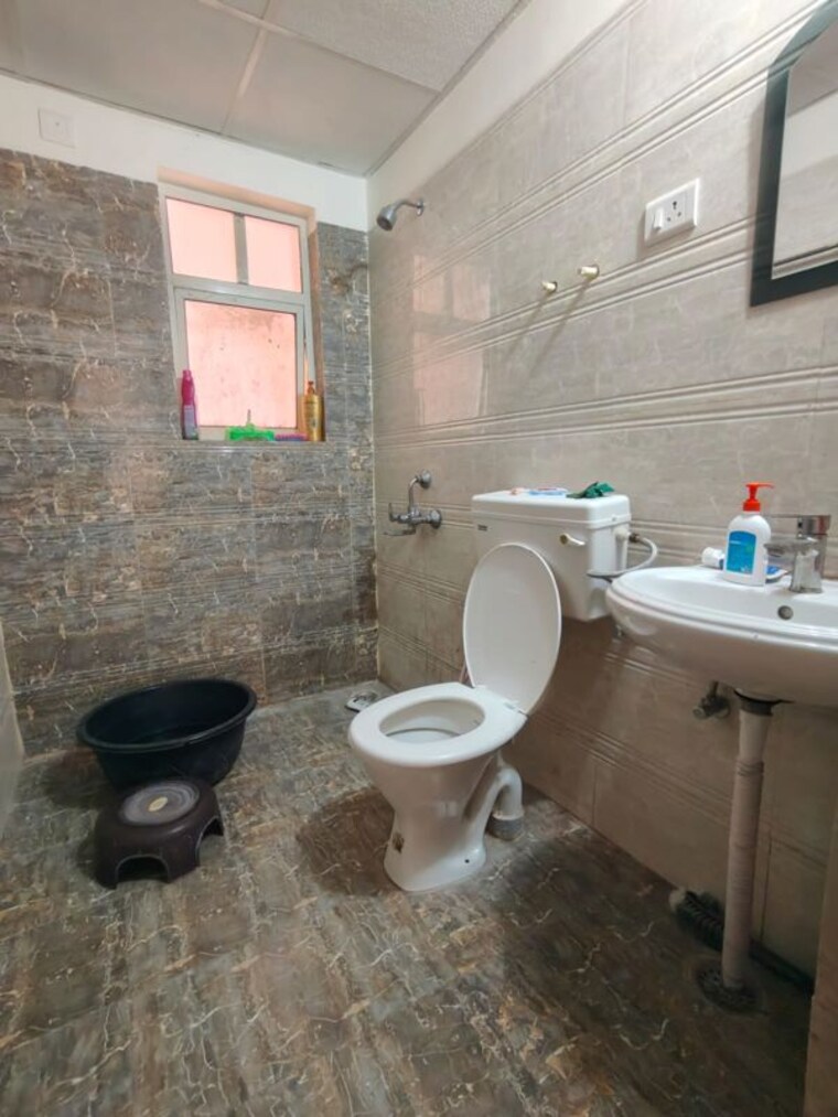 Bathroom, excella-kutumb 2 Bedroom 650 Sq.Ft. Apartment In Sultanpur Road Lucknow 10297876