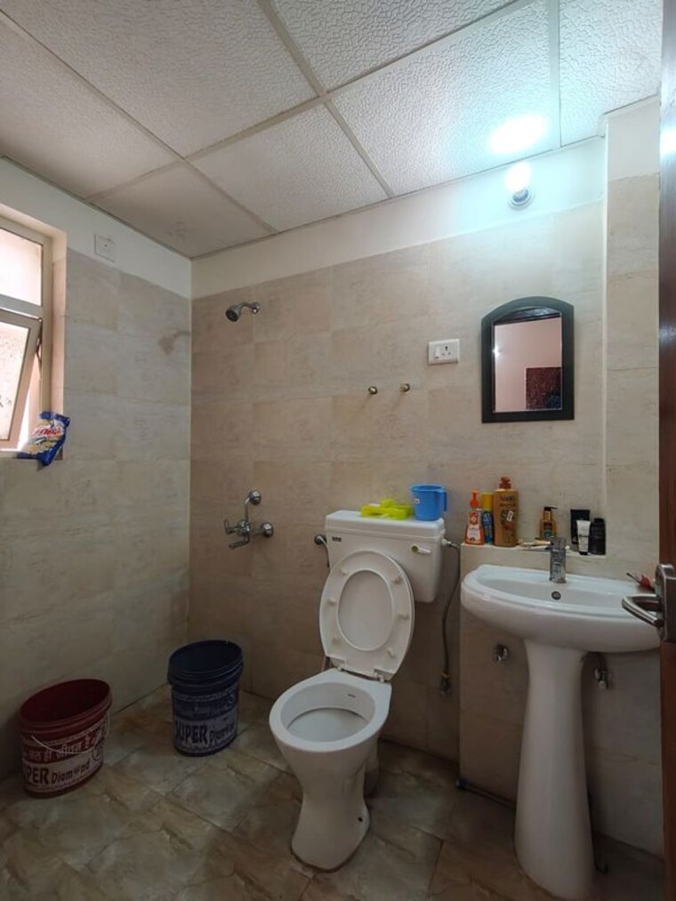 Bathroom, excella-kutumb 2 Bedroom 650 Sq.Ft. Apartment In Sultanpur Road Lucknow 10297876