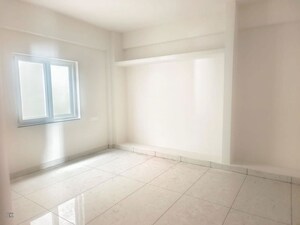 Room in 3 BHK Apartment at Sardar Nest, Gajuwaka – for Sale