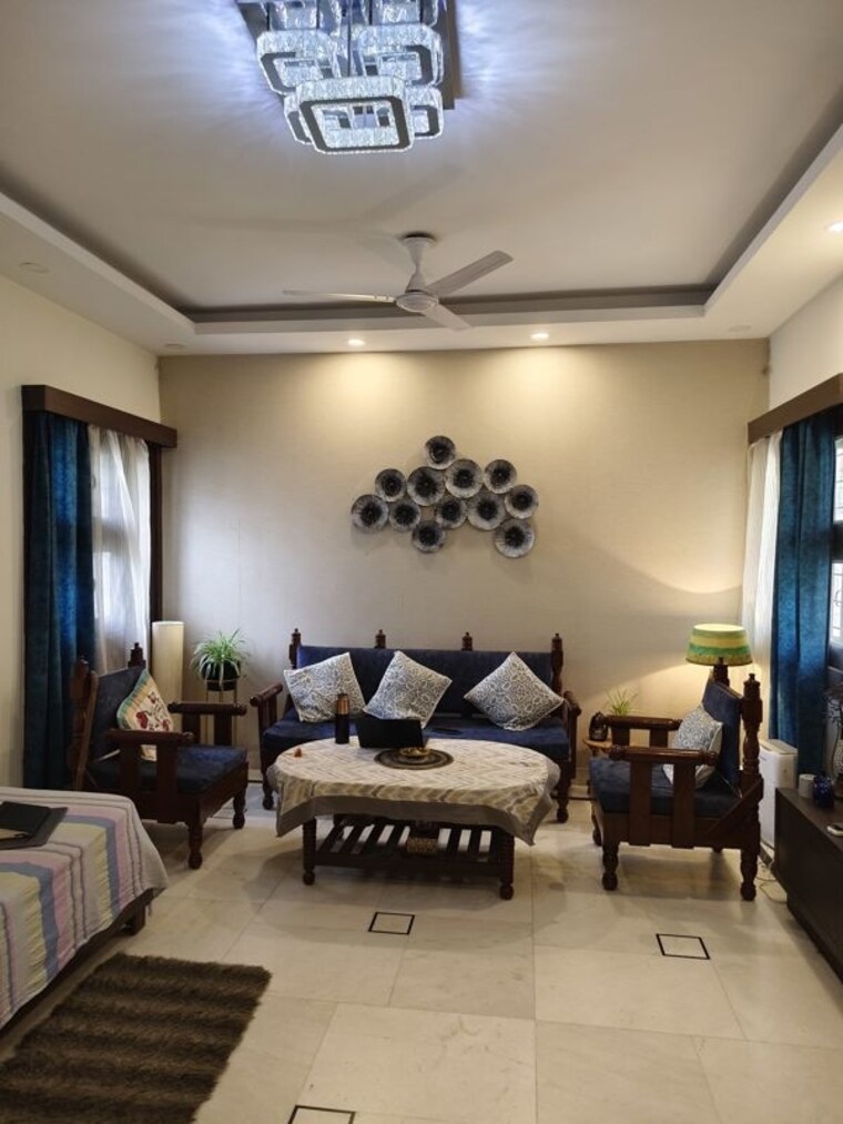 Living Room, alaknanda 2 Bedroom 900 Sq.Ft. Builder Floor In Alaknanda Delhi 10297956