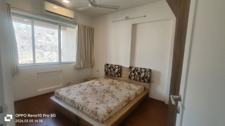 Bedroom, hiranandani-heritage-tower 3 Bedroom 1400 Sq.Ft. Apartment In Powai Mumbai 10297948