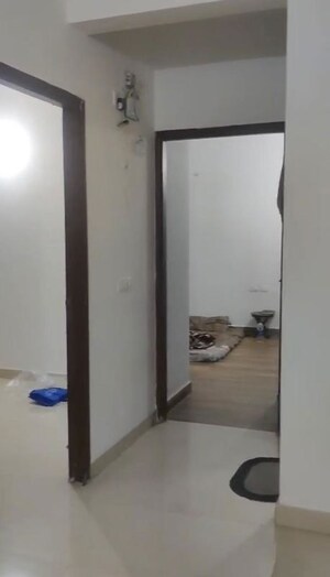 Room in 2 BHK Apartment at Ace Divino, Sector 1 Greater Noida – for Rent