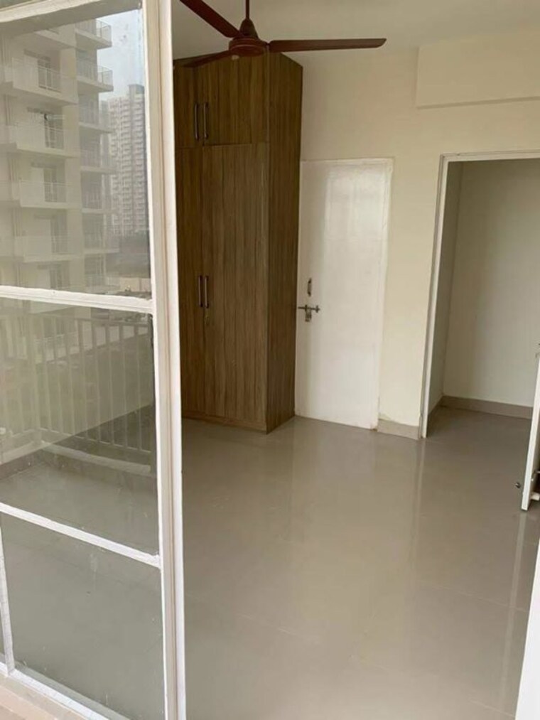 Bathroom, suncity-avenue-102 2 Bedroom 632 Sq.Ft. Apartment In Sector 102 Gurgaon 10297964