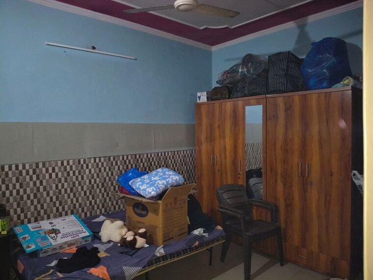 Living Room, shanti-chs-vasundhara 2 Bedroom 800 Sq.Ft. Apartment In Vasundhara Sector 11 Ghaziabad 9891132