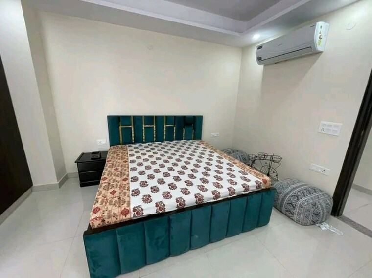 Bedroom, gaur city 2 3 Bedroom 1450 Sq.Ft. Builder Floor In Gaur City 2 Greater Noida 10273403