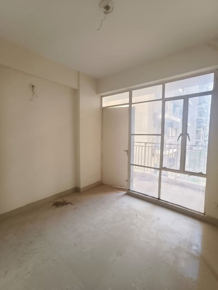 Room, suncity-avenue-102 2 Bedroom 820 Sq.Ft. Apartment In Sector 102 Gurgaon 10297996