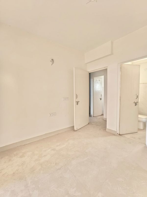 2 BHK + Study Room Apartment For Sale in Suncity Avenue 102