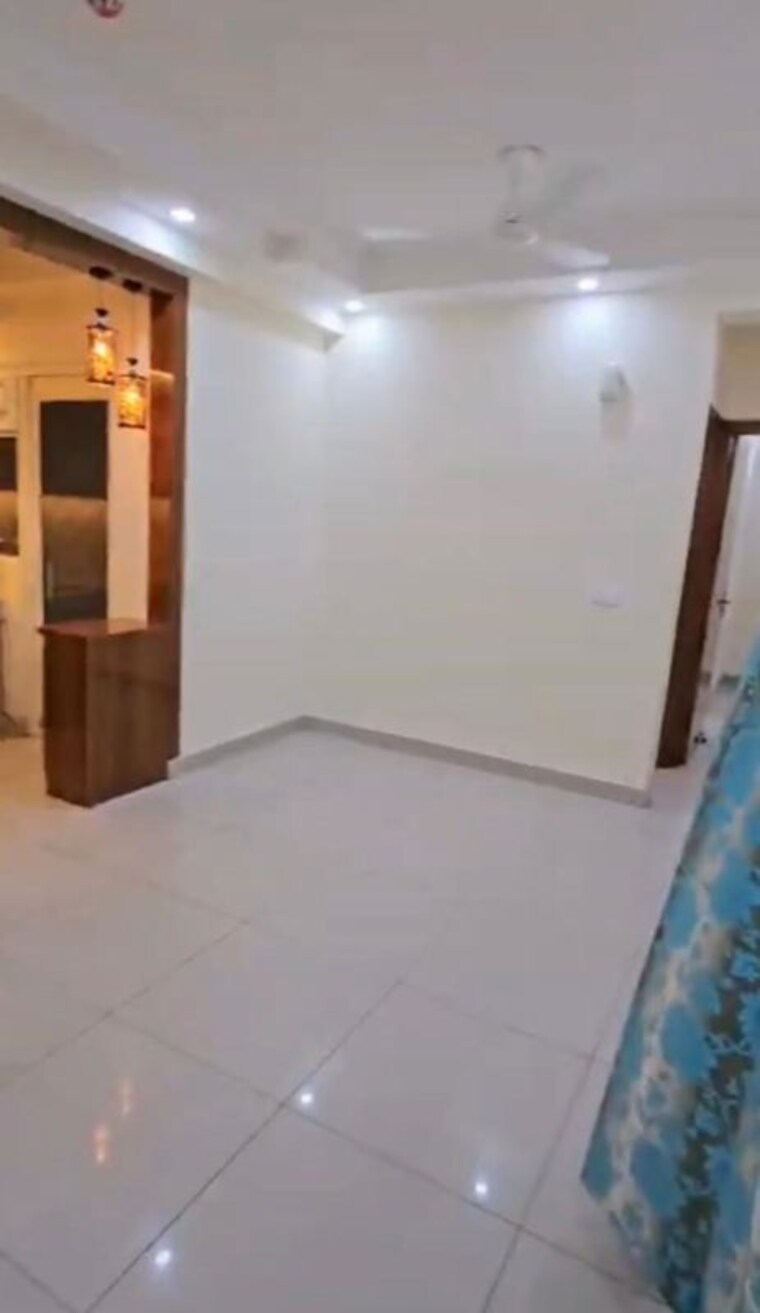 Room, panchsheel-greens-ii 2 Bedroom 915 Sq.Ft. Apartment In Sector 16 Greater Noida Greater Noida 9894620